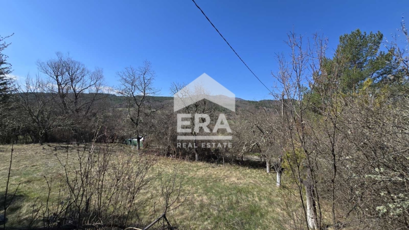 ЕРА Надежда продава къща в с. Долна Секирна, гр. Брезник