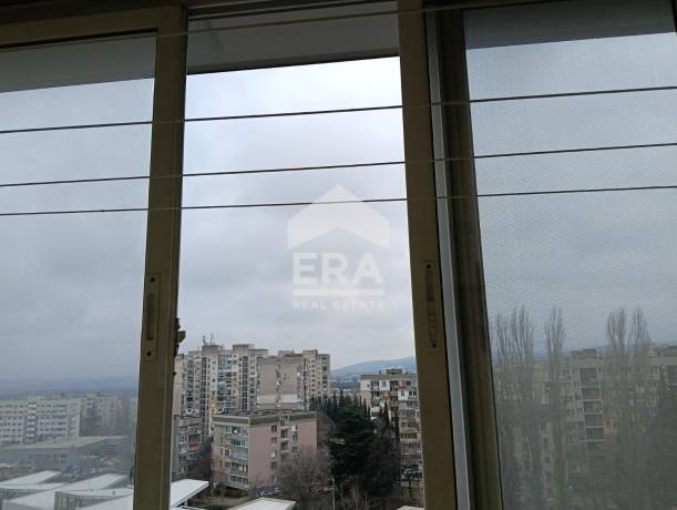 ЕРА Сити Център продава двустаен апартамент в кв. "Казански "