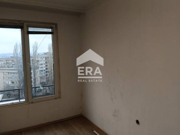 ЕРА Сити Център продава двустаен апартамент в кв. "Казански "