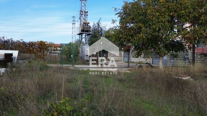 Урегулиран поземлен имот за продажба, с ПУП, ток и вода, в м-т Зеленика, Варна, на 50 м от главния път