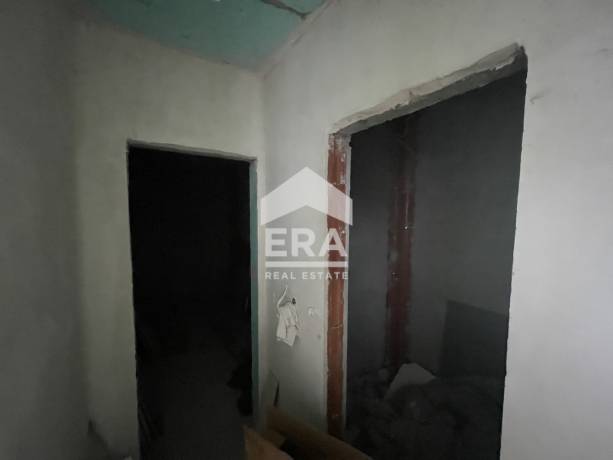 Тристаен апартамент за продажба в кв. Възрожденци, Кърджали