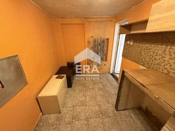 Къща за продажба в кв. Христо Ботев, Варна