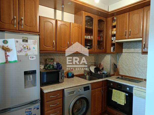 Тристаен апартамент за продажба в Център, Стара Загора