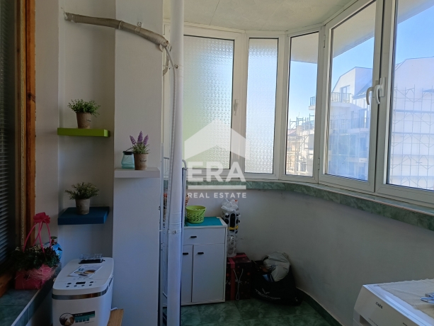 Тристаен апартамент за продажба в Център, Стара Загора