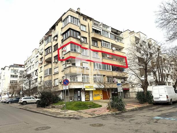 Многостаен апартамент за продажба в кв. Братя Миладинови, Бургас