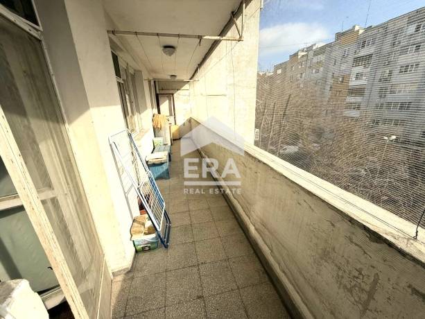 Многостаен апартамент за продажба в кв. Братя Миладинови, Бургас