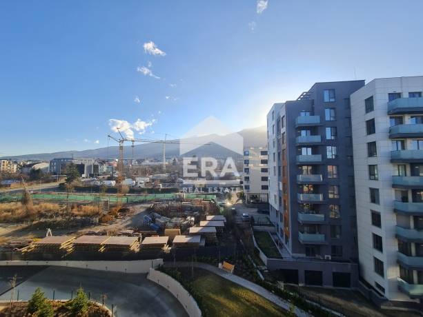 Четиристаен апартамент за продажба в кв. Кръстова вада, София