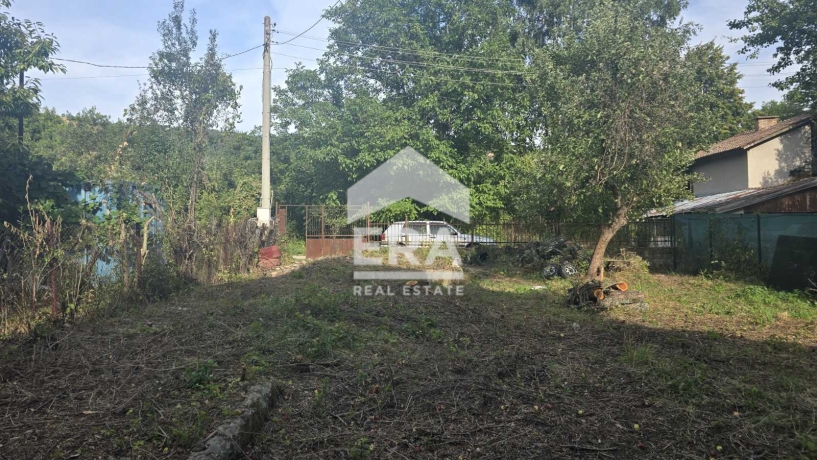 Къща за продажба в Боснек, област Перник