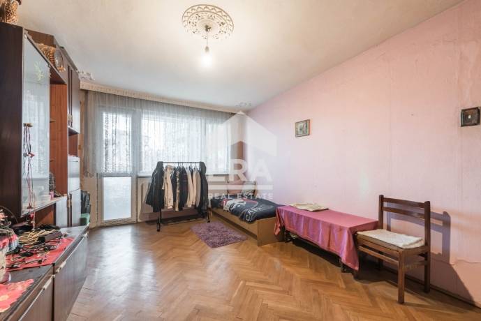 Тристаен апартамент за продажба в кв. Аспарухово, Варна