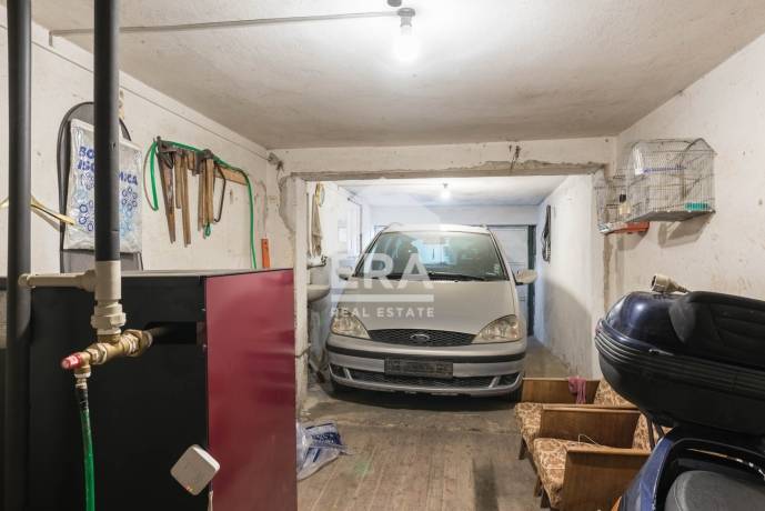 Тристаен апартамент за продажба в кв. Аспарухово, Варна