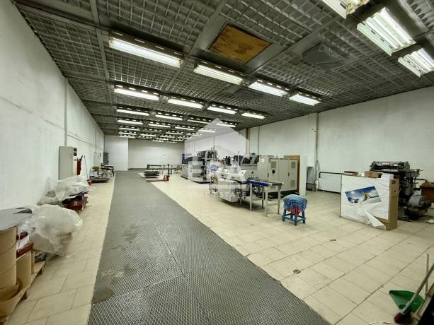 Бизнес имот под наем в кв. Западна промишлена зона, Велико Търново