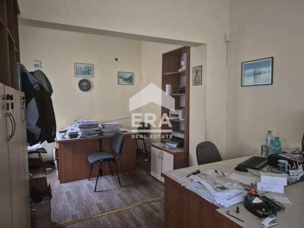 Само в ERA Casa ! Ексклузивно - Продава се промишлен имот с голям потенциал – гр. Сливен, м. „Асеновско дефиле“