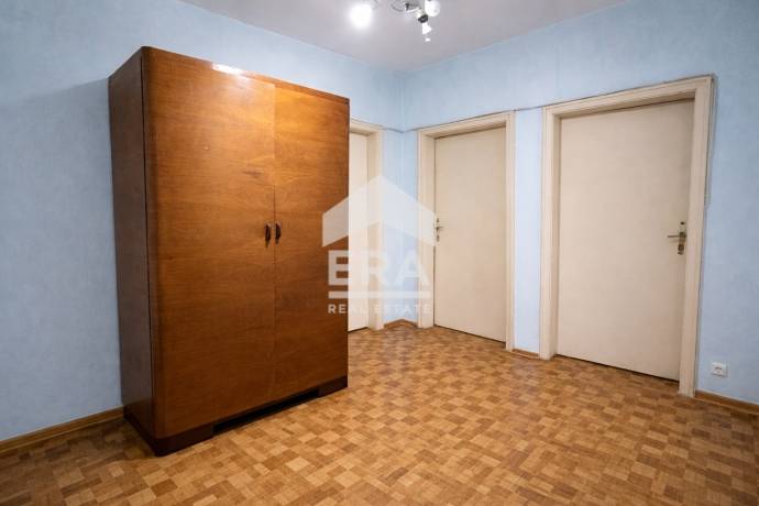 Многостаен апартамент в центъра на гр. Велико Търново