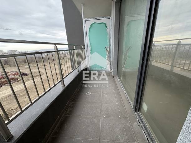ЕКСКЛУЗИВНО ОТ ЕРА ЛАЙФ! Двустаен апартамент в сграда „Дежа Вю“ – кв. Владислав Варненчик
