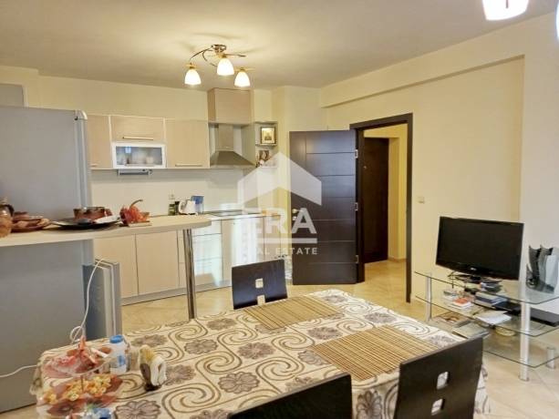 Апартамент с три спални, морска гледка – 50 м от плажа, гр. Поморие