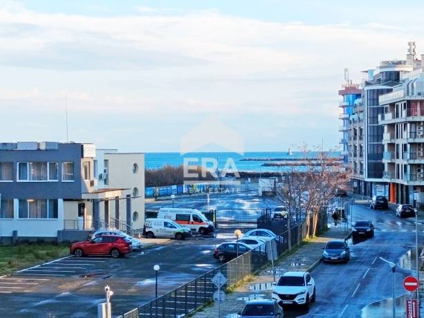 Апартамент с три спални, морска гледка – 50 м от плажа, гр. Поморие