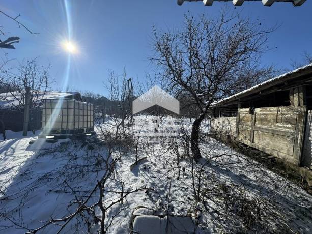 ЕКСКЛУЗИВНО! ЕРА Дръстър предлага за продажба къща с голям двор в кв. Татарица - с. Айдемир!