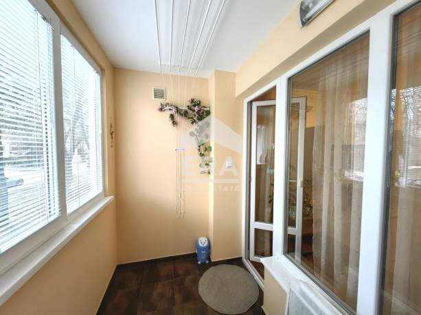 Тристаен апартамент за продажба в кв. Дружба 1, Русе