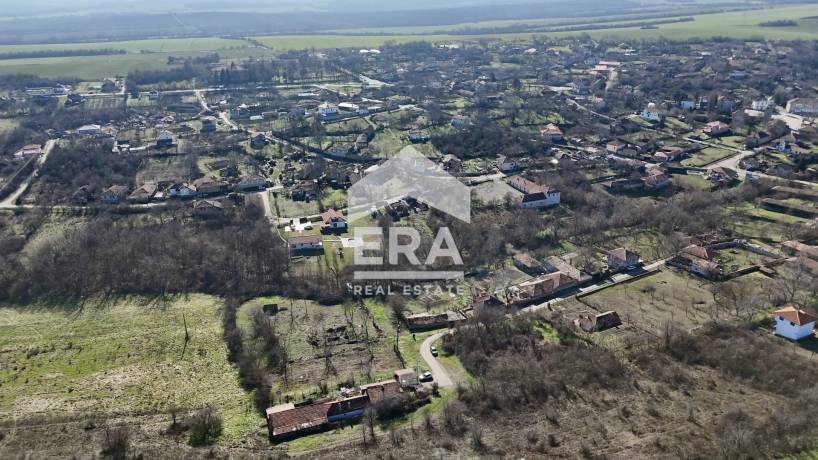 Парцел във високата част на с. Церова кория, общ. В. Търново