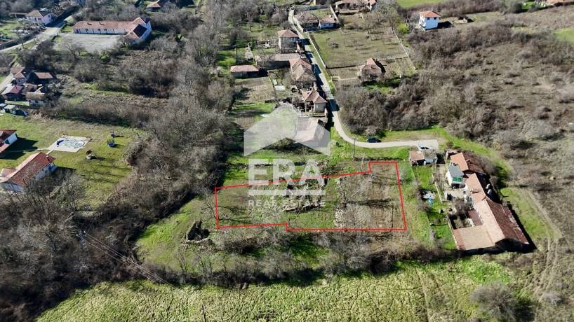 Парцел във високата част на с. Церова кория, общ. В. Търново