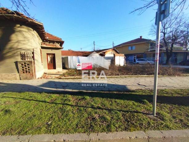 ЕКСКЛУЗИВНО! ЕРА Дръстър предлага за продажба поземлен имот на бул. Македония - гр. Силистра!