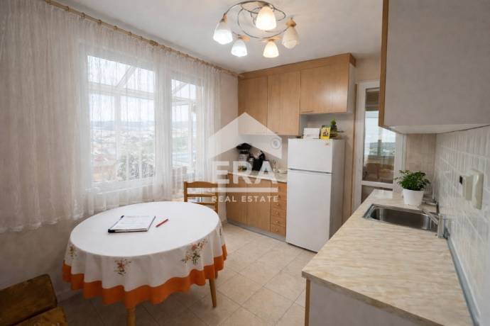 Двустаен апартамент за продажба в кв. Връбница 1, София