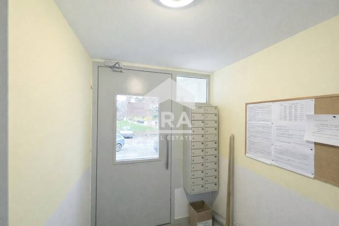 Двустаен апартамент за продажба в кв. Връбница 1, София