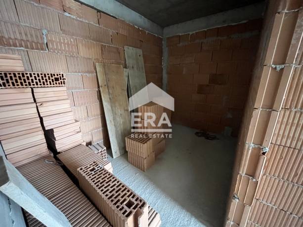 Едностаен югозападен апартамент за продажба, в новострояща се бутикова сграда, район Лятно кино Тракия, Варна, над Макдрайв
