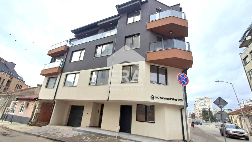 Двустаен апартамент за продажба в кв. Гранд мол Варна, Варна