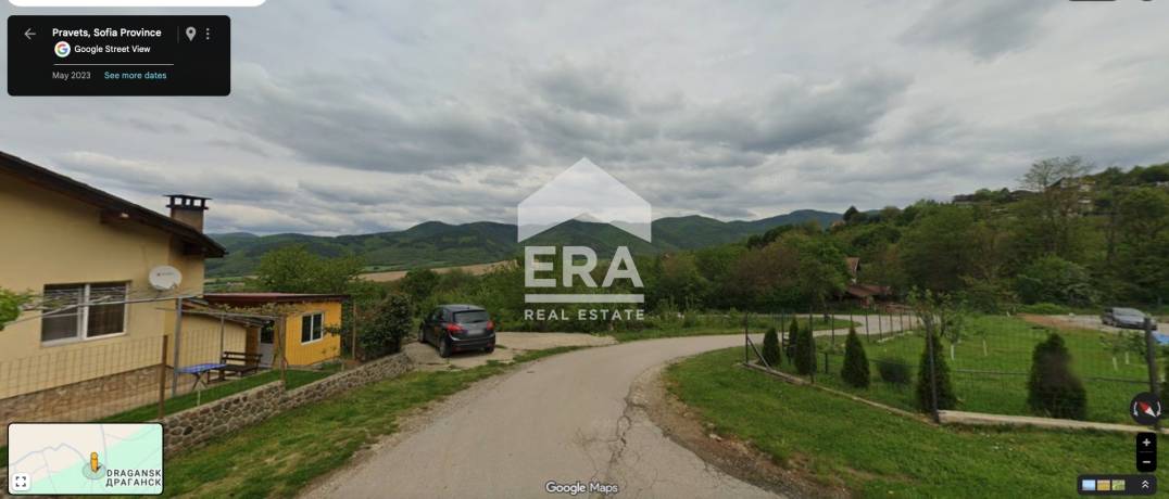 Парцел УПИ в гр. Правец за строеж на къща с панорама