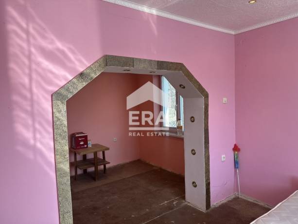 ЕКСКЛУЗИВНО! ЕРА ПЛЕВЕН СИТИ предлага къща за продажба в с. Въбел, общ. Никопол