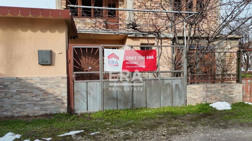 Етаж от къща за продажба в с. Първомайци, област Велико Търново