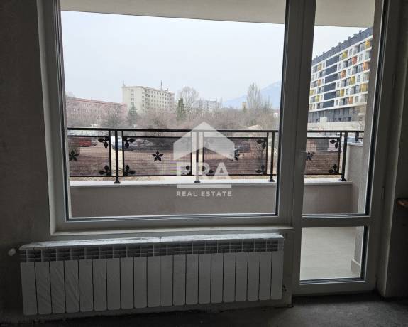 ERA Фамилия продава тристаен апартамент в нова сграда в Овча купел 2