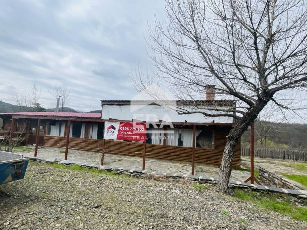 ЕРА Кърджали предлага за продажба атрактивен парцел с отлична локация по пътя за Маказа – Гърция.