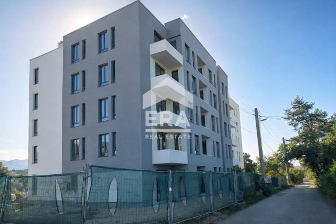 ЕРА Надежда продава двустаен апартамент в нова модерна сграда в Дружба 1, близо до метростанция " Искърско шосе" гр. София