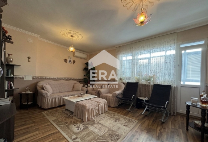 Многостаен апартамент за продажба в кв. Римска гробница, Силистра