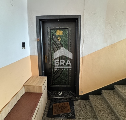 Многостаен апартамент за продажба в кв. Римска гробница, Силистра
