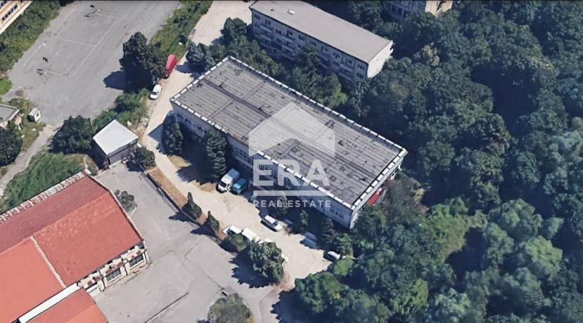 Склад/Промишлена сграда за продажба в ж.к. Сердика, широк Център