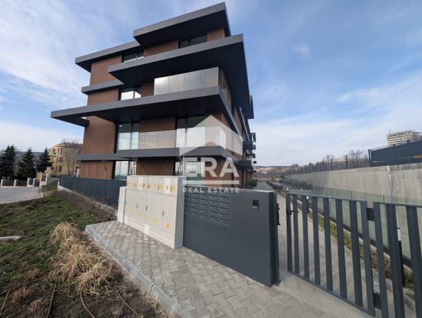 Тристаен апартамент за продажба в кв. Пазара, Шумен