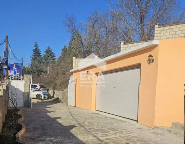 ЕКСКЛУЗИВНО! Просторна къща с морска панорама в Долна Трака, Варна.
