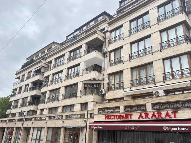 Двустаен апартамент под наем в Център, София