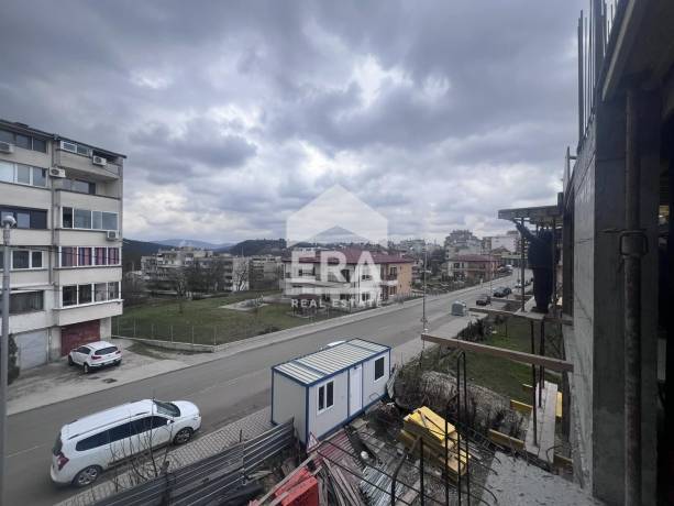 Двустаен апартамент в нова сграда, кв. Зона Б