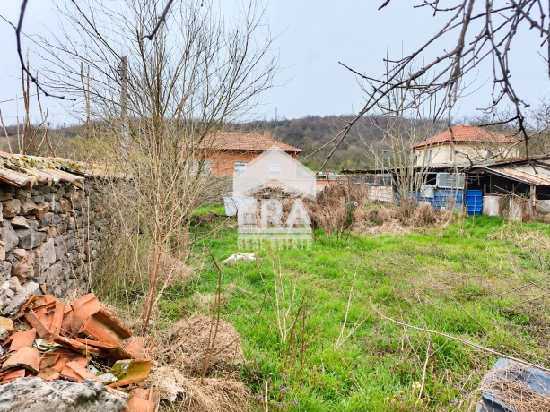 Къща за продажба в с. Гарваново, област Хасково