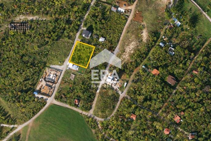 ПАРЦЕЛ ЗА ПРОДАЖБА В С. ГЕРМАН С ЛИЦЕ КЪМ АСФАЛТОВ ПЪТ