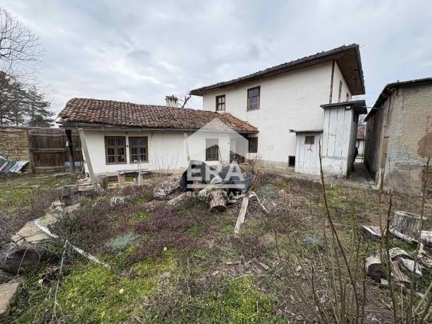 Къща за продажба в с. Плаково, област Велико Търново