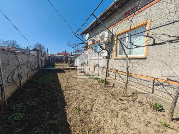Къща за продажба в Дулово, област Силистра