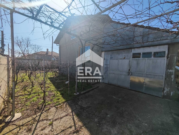 Къща за продажба в Дулово, област Силистра