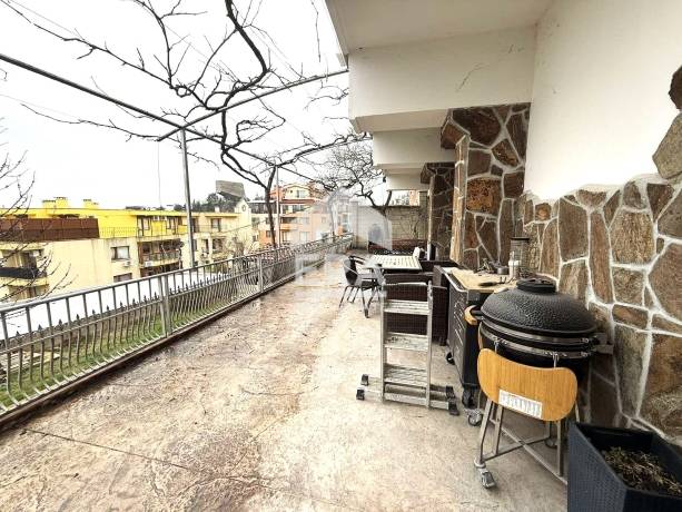 Редова къща за продажба в кв. Бриз, Варна