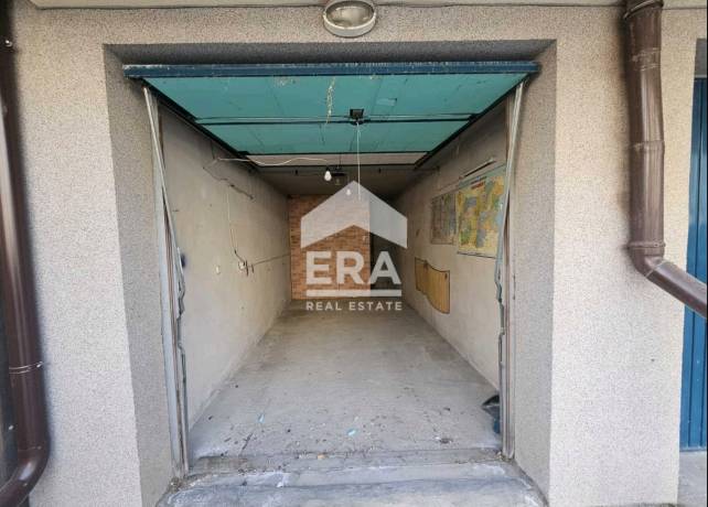 ЕРА Надежда продава гараж в кв. Манастирски ливади - изток