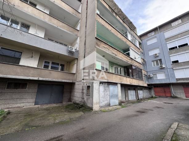 Четиристаен апартамент за продажба в кв. Меджиди Табия, Силистра
